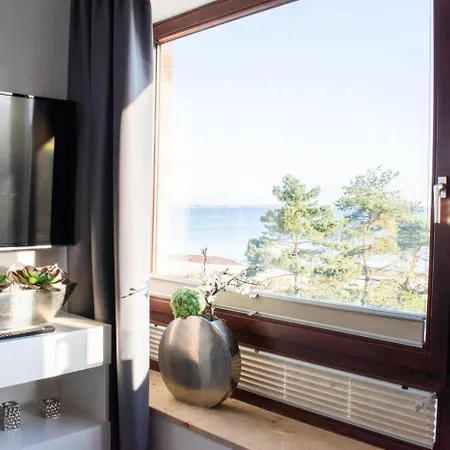 Strandburg 25 *